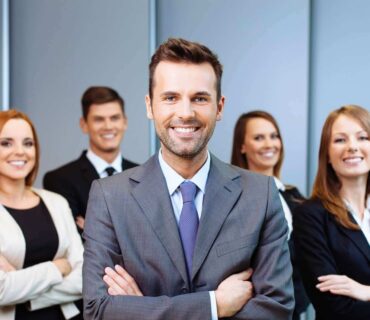 start a business in dubai as a foreigner